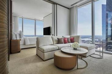 Four Seasons Hotel Philadelphia At Comcast Center
