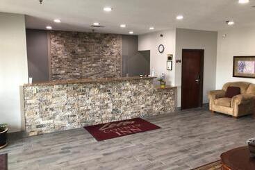هتل Lea County Inn