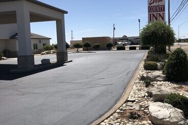 هتل Lea County Inn