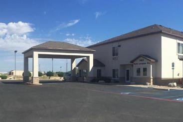 هتل Lea County Inn