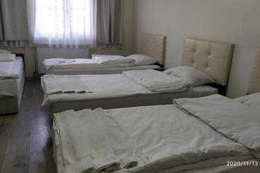 هتل Marpalace