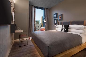 هتل Moxy San Diego Gaslamp Quarter