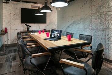 هتل Moxy San Diego Gaslamp Quarter