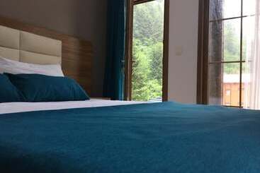 هتل Nehir Suite