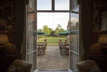 هتل The Jockey Club Rooms