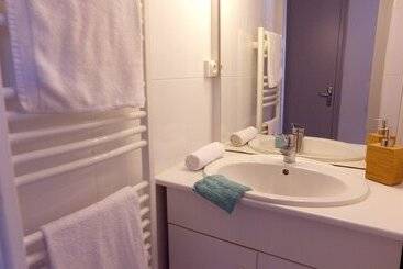 هتل Vvf Drôme Provence, Montbrun Les Bains