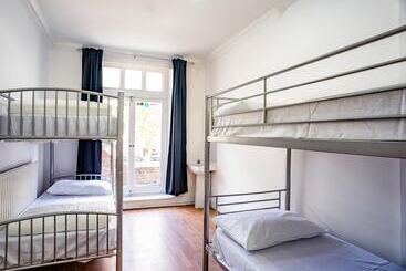 Mile End Beds   Hostel