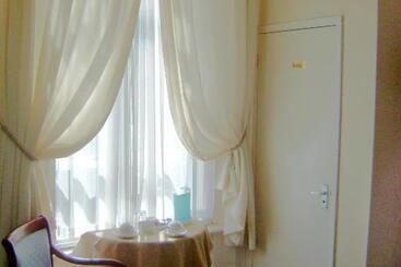 پانسیون St Martins Guest House