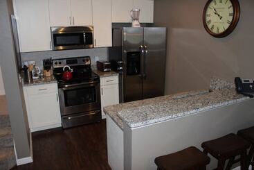 Aco63670   Lucaya Village   3 Bed 2 Baths Townhouse