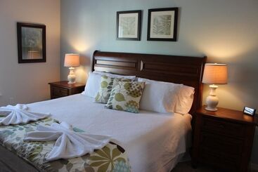 Aco63670   Lucaya Village   3 Bed 2 Baths Townhouse