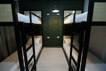 Local Time Bangkok   Hostel