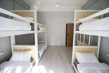 Local Time Bangkok   Hostel