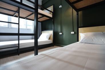 Local Time Bangkok   Hostel