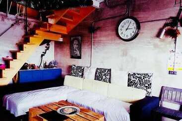 تختخواب و صبحانه Kenting Sky Villa