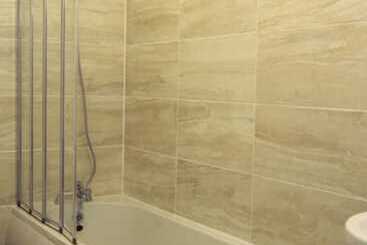 تختخواب و صبحانه Pantile Lodge