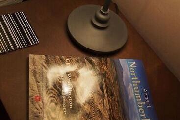 تختخواب و صبحانه Pantile Lodge