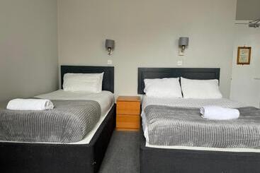 Citi Hotel Aberdeen