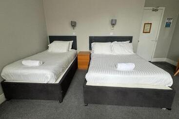 Citi Hotel Aberdeen