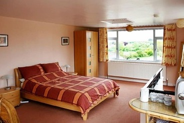 Hillbrow Farm B&b