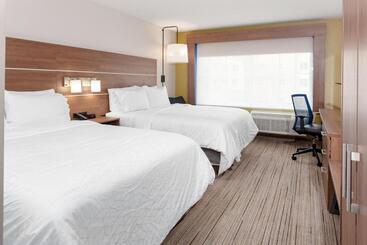 هتل Holiday Inn Express & Suites   Gilbert   East Mesa, An Ihg