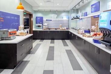 هتل Holiday Inn Express & Suites   Gilbert   East Mesa, An Ihg