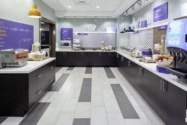 هتل Holiday Inn Express & Suites   Gilbert   East Mesa, An Ihg