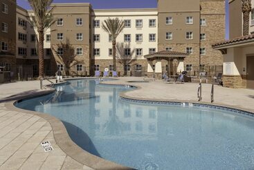 هتل Holiday Inn Express & Suites Gilbert East Mesa, An Ihg