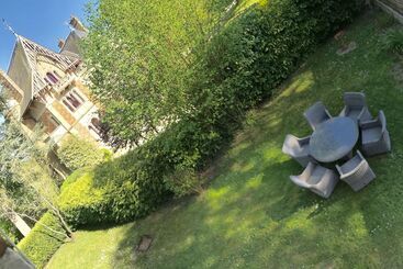 膳宿费 Chateau Valcreuse