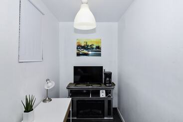 پانسیون Racpanos Modern Stay On Forrest Street