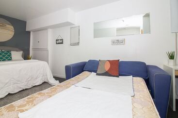 پانسیون Racpanos Modern Stay On Forrest Street