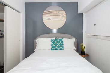 پانسیون Racpanos Modern Stay On Forrest Street