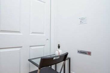 پانسیون Racpanos Modern Stay On Forrest Street