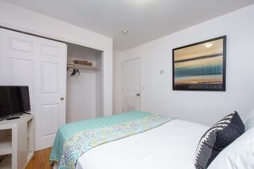 پانسیون Racpanos Modern Stay On Forrest Street