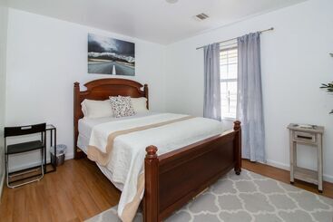 پانسیون Racpanos Modern Stay On Ocean Avenue