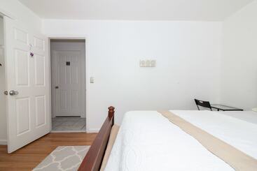 پانسیون Racpanos Modern Stay On Ocean Avenue