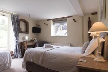 The White Horse Inn