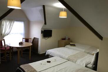 A Gosport Inn