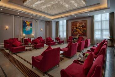 Flc Halong Bay Golf Club & Luxury Resort