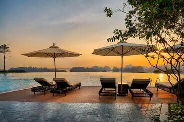 Flc Halong Bay Golf Club & Luxury Resort