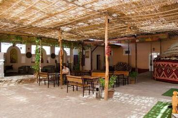 فندق Jipek Joli Inn