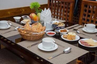 هتل Jipek Joli Inn