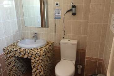 هتل Jipek Joli Inn