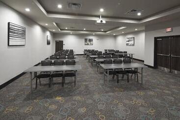 هتل Residence Inn By Marriott Tulsa Downtown