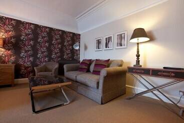 هتل The Townhouse