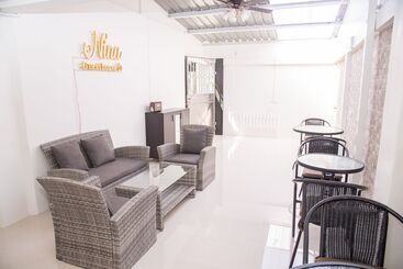 پانسیون Nina Guesthouse