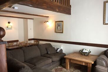 Roaches Cottages
