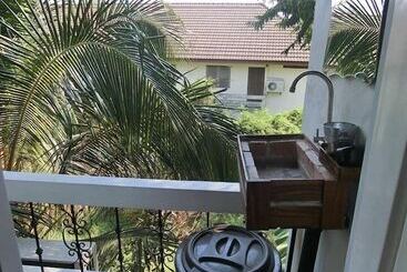 هاستل Dawnthaya Ayutthaya House บ้านดอนธยๅ อยุธยา