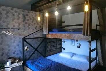 هاستل Dawnthaya Ayutthaya House บ้านดอนธยๅ อยุธยา