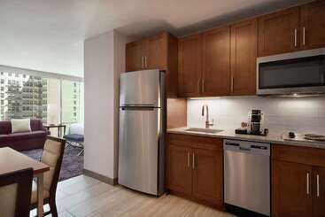 Homewood Suites By Hilton Chicago Downtown South Loop