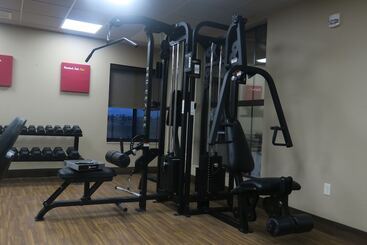 هتل Comfort Inn & Suites Cedar Rapids Cid Eastern Iowa Airport
